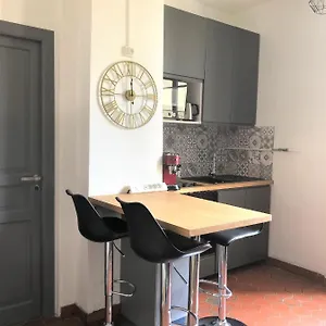  Appartement Côté Cour Part Dieu